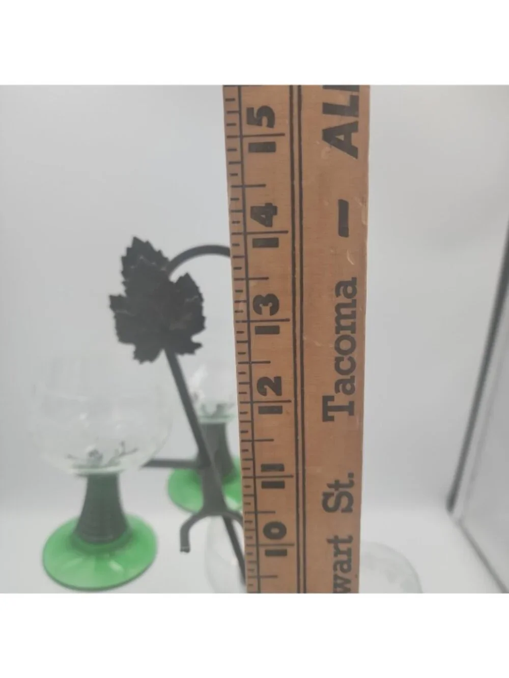 Vintage Luminarc France Etched Grapevine Ribbed Green Stem Wine Glasses 6 Stand